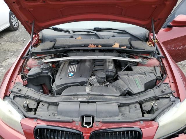 WBAPH7C58BE682619 - 2011 BMW 328 I RED photo 11