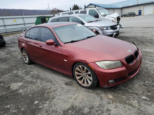 WBAPH7C58BE682619 - 2011 BMW 328 I RED photo 4