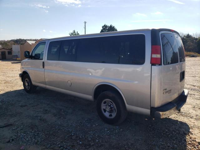 1GA2G1DG1A1151919 - 2010 CHEVROLET EXPRESS G3 LT SILVER photo 2