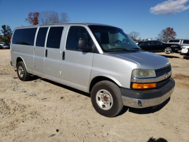 1GA2G1DG1A1151919 - 2010 CHEVROLET EXPRESS G3 LT SILVER photo 4