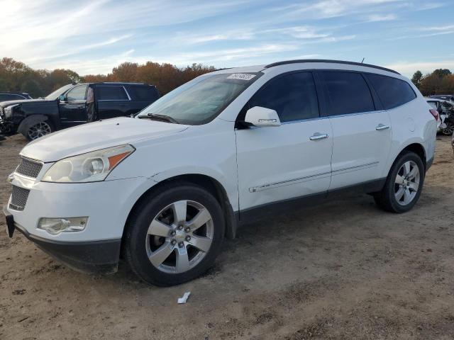 1GNER33D19S110026 - 2009 CHEVROLET TRAVERSE LTZ WHITE photo 1