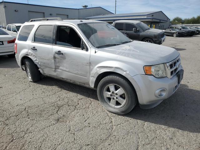 1FMCU0DG8CKA09154 - 2012 FORD ESCAPE XLT SILVER photo 4