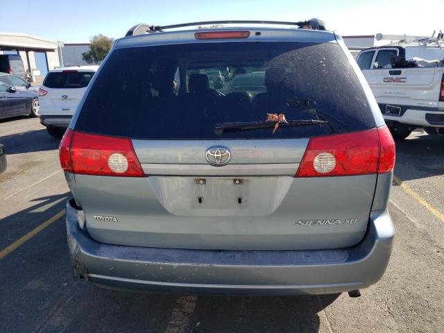 5TDZA22C96S451571 - 2006 TOYOTA SIENNA XLE SILVER photo 6