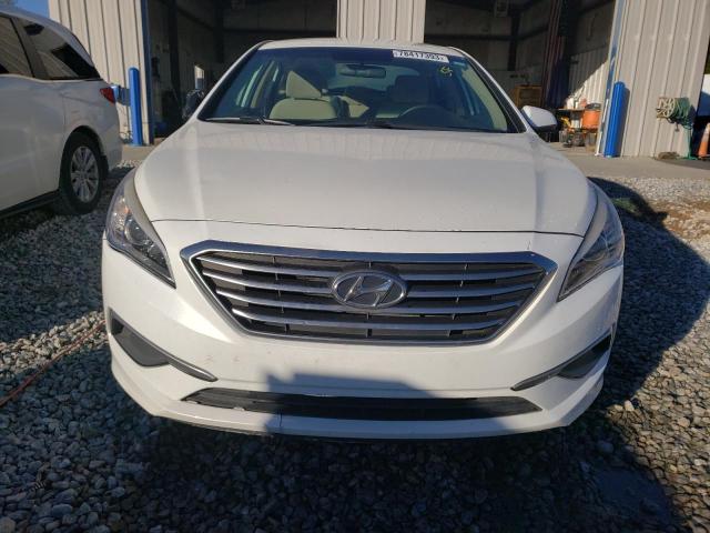 5NPE24AF5HH507694 - 2017 HYUNDAI SONATA SE WHITE photo 5