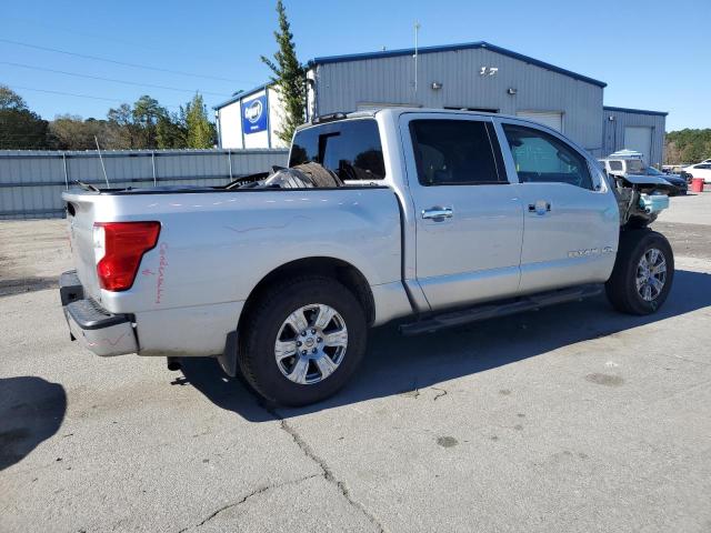 1N6AA1E6XJN537884 - 2018 NISSAN TITAN SV SILVER photo 3