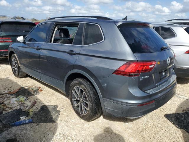 3VV3B7AX7KM154279 - 2019 VOLKSWAGEN TIGUAN SE GRAY photo 2