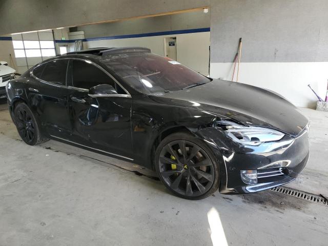 5YJSA1E20JF260617 - 2018 TESLA MODEL S BLACK photo 4
