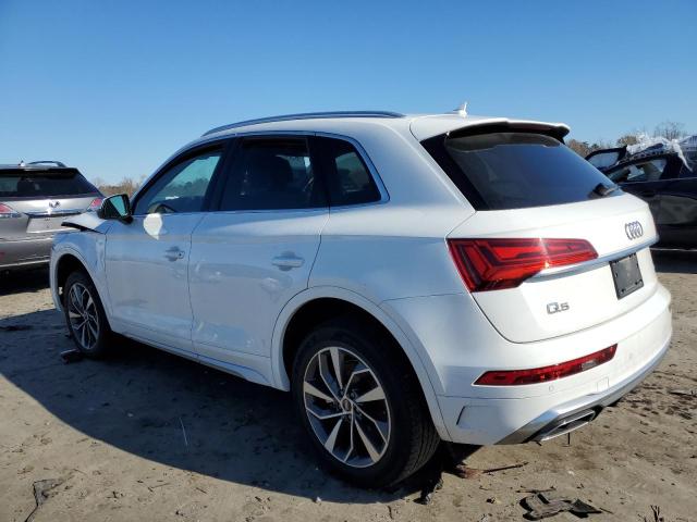 WA1GAAFY7N2097640 - 2022 AUDI Q5 PREMIUM 45 WHITE photo 2