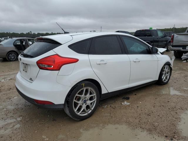 1FADP3K28FL347716 - 2015 FORD FOCUS SE WHITE photo 3