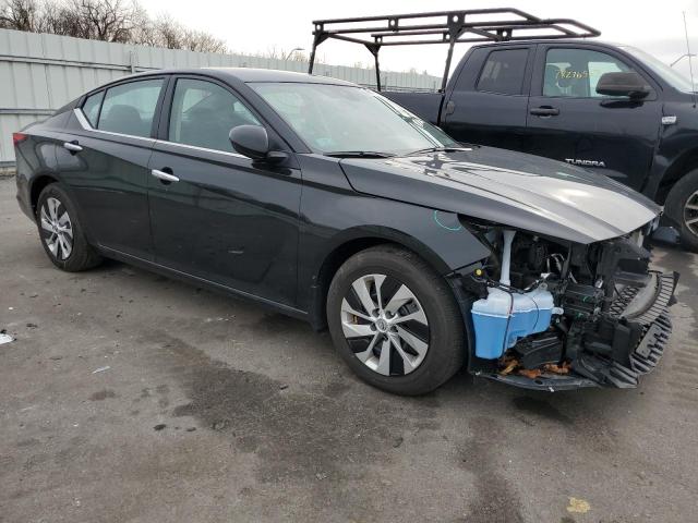 1N4BL4BV8PN320525 - 2023 NISSAN ALTIMA S BLACK photo 4