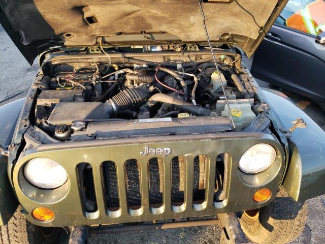 1J4GA59157L175870 - 2007 JEEP WRANGLER SAHARA GREEN photo 11