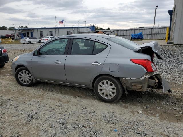 3N1CN7AP0CL884194 - 2012 NISSAN VERSA S GRAY photo 2