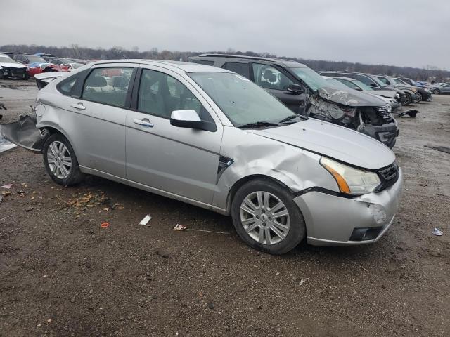 1FAHP37NX9W232624 - 2009 FORD FOCUS SEL SILVER photo 4