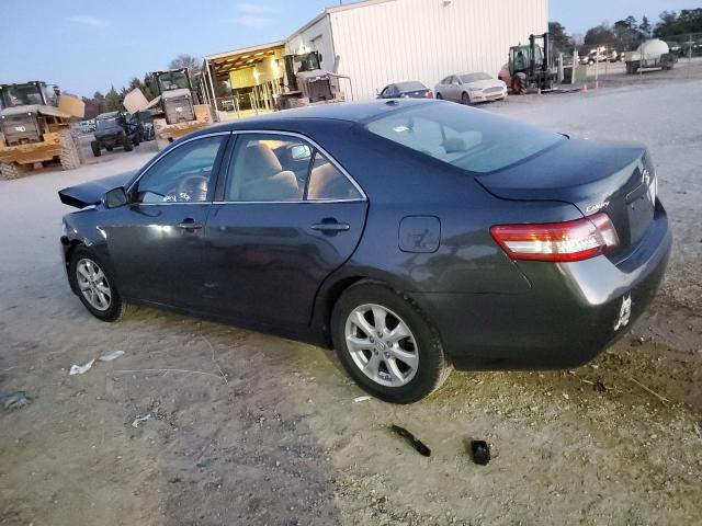 4T1BF3EK5BU179887 - 2011 TOYOTA CAMRY BASE GRAY photo 2