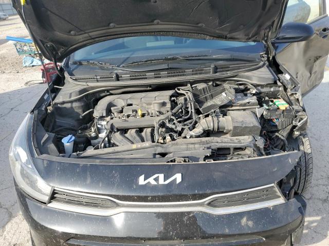 3KPA24AD9NE458383 - 2022 KIA RIO LX BLACK photo 11