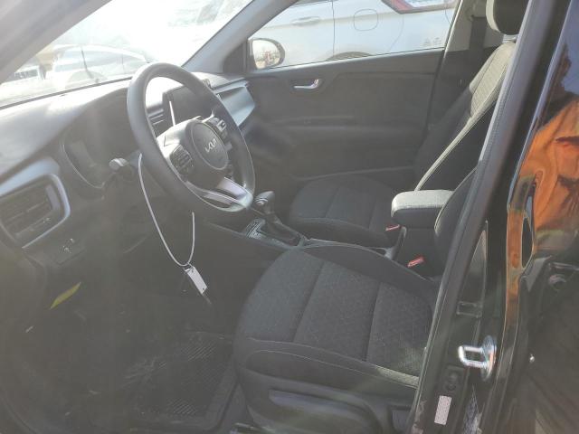 3KPA24AD9NE458383 - 2022 KIA RIO LX BLACK photo 7