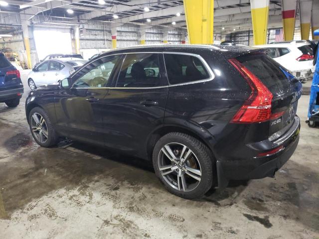 YV4102RK2J1059628 - 2018 VOLVO XC60 T5 MOMENTUM BLACK photo 2