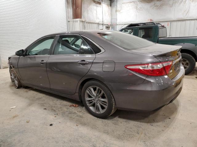 4T1BF1FK1HU451699 - 2017 TOYOTA CAMRY LE GRAY photo 2