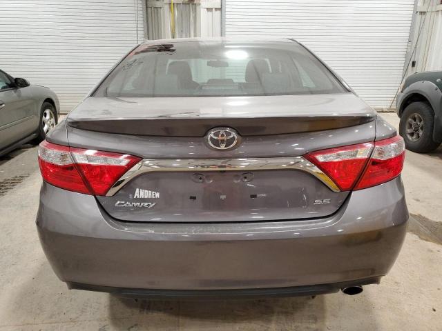 4T1BF1FK1HU451699 - 2017 TOYOTA CAMRY LE GRAY photo 6