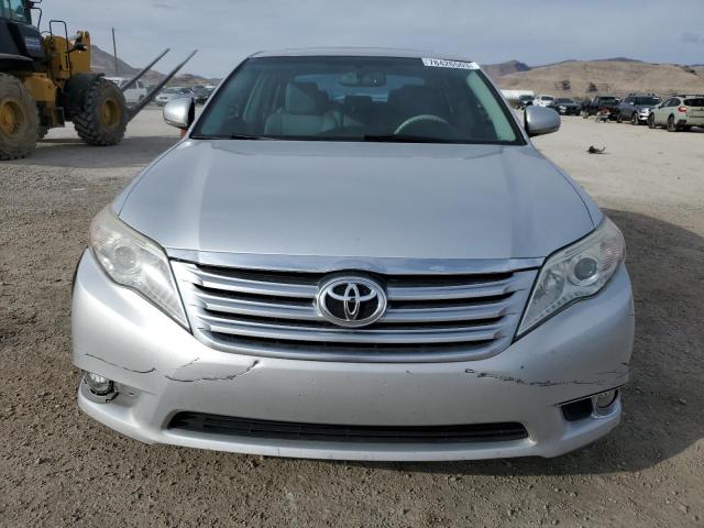 4T1BK3DB9CU461609 - 2012 TOYOTA AVALON BASE SILVER photo 5