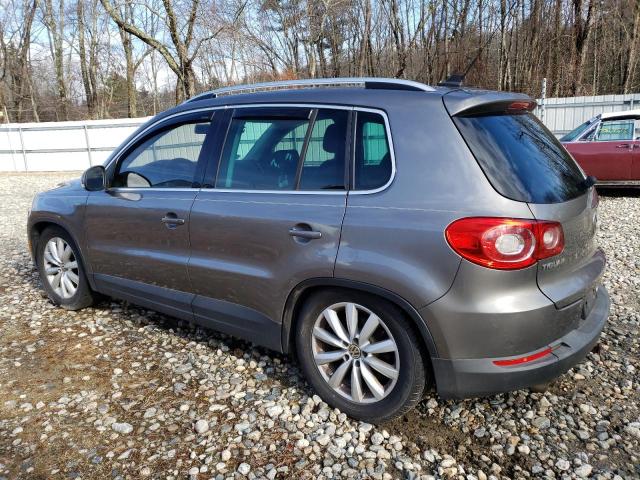 WVGAV7AX4BW503567 - 2011 VOLKSWAGEN TIGUAN S GRAY photo 2