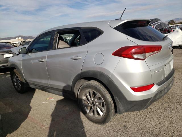 KM8J23A49GU125613 - 2016 HYUNDAI TUCSON SE SILVER photo 2