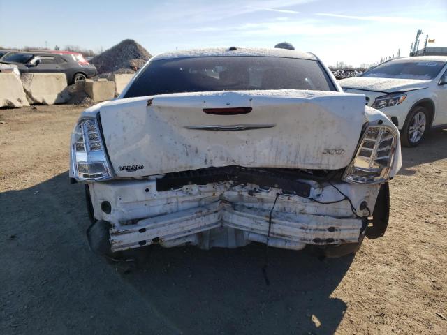 2C3CCAAG0EH125383 - 2014 CHRYSLER 300 WHITE photo 6