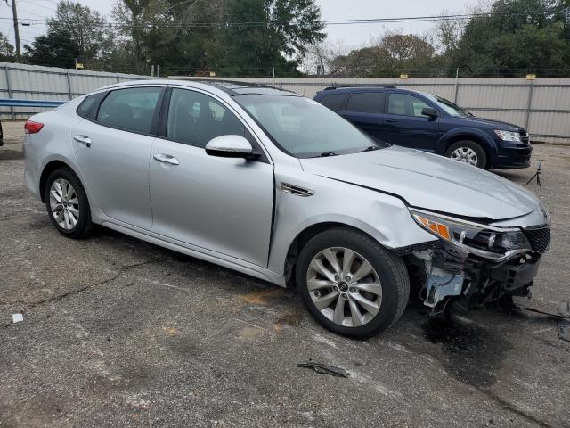 5XXGU4L36GG010251 - 2016 KIA OPTIMA EX SILVER photo 4