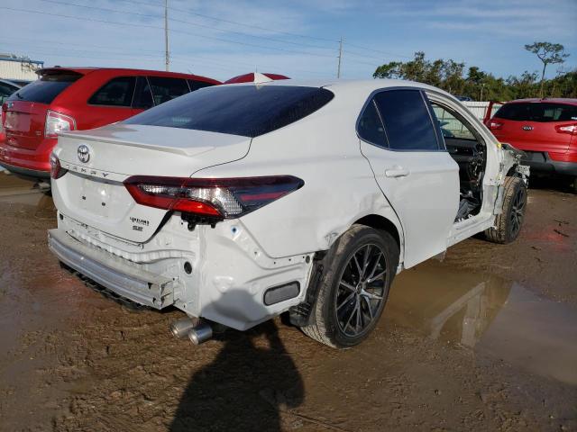 4T1G11AK2PU157500 - 2023 TOYOTA CAMRY SE NIGHT SHADE WHITE photo 3
