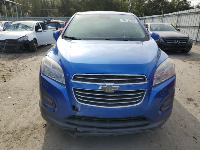 KL7CJKSB6FB263706 - 2015 CHEVROLET TRAX LS BLUE photo 5