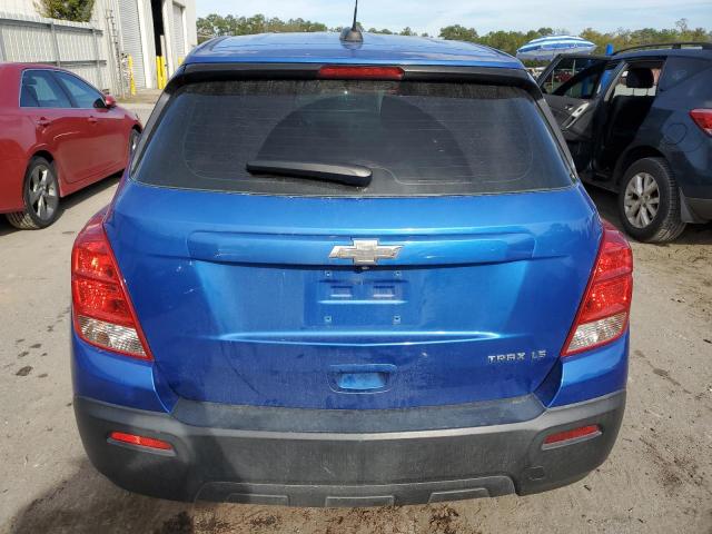 KL7CJKSB6FB263706 - 2015 CHEVROLET TRAX LS BLUE photo 6