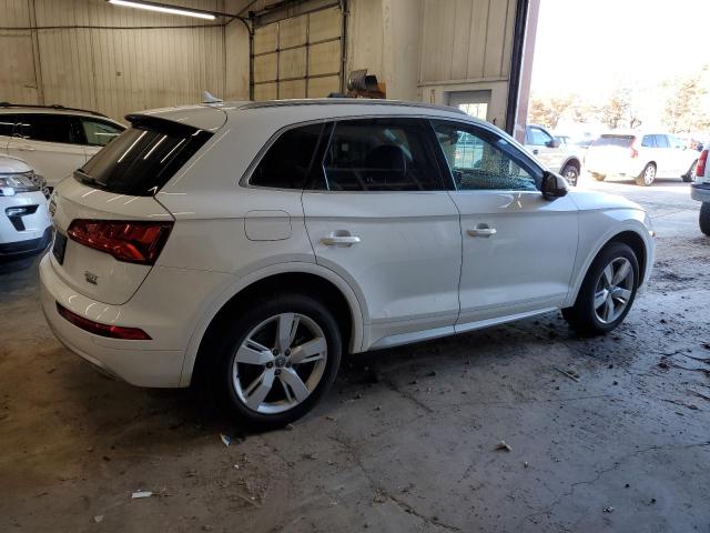 WA1BNAFY5J2082188 - 2018 AUDI Q5 PREMIUM PLUS WHITE photo 3