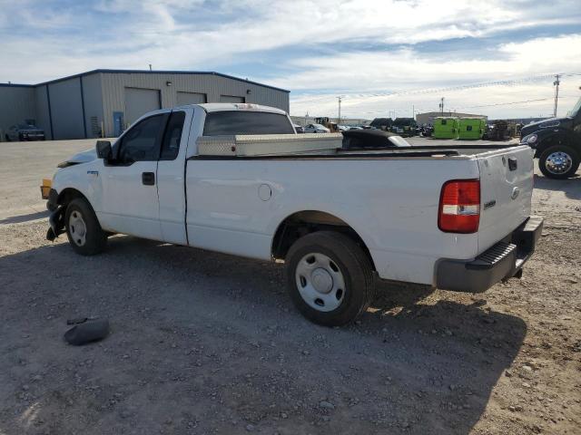 1FTRF12W47KC21032 - 2007 FORD F150 WHITE photo 2