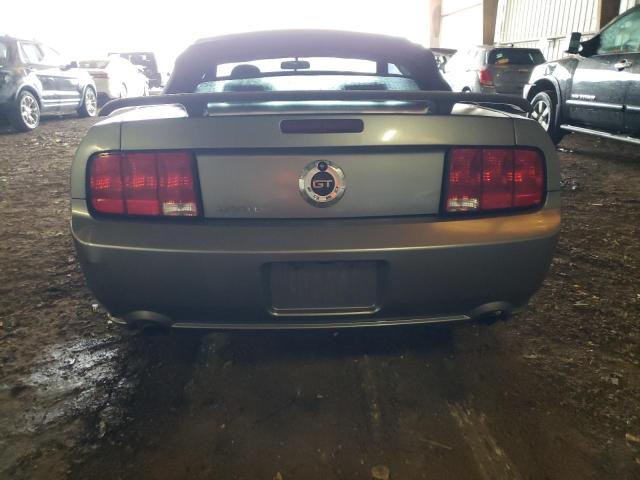 1ZVFT85H165145264 - 2006 FORD MUSTANG GT SILVER photo 6