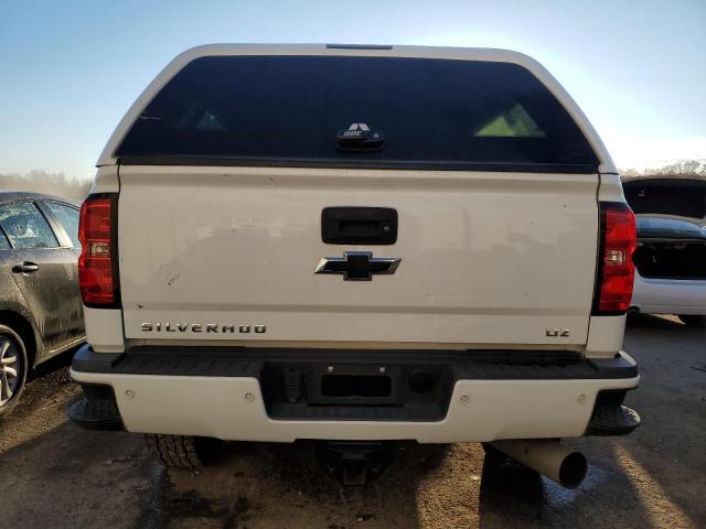 1GC1KTEY6KF207295 - 2019 CHEVROLET SILVERADO K2500 HEAVY DUTY LTZ WHITE photo 6