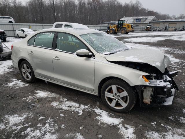 3VWLL7AJ5BM036509 - 2011 VOLKSWAGEN JETTA TDI BEIGE photo 4