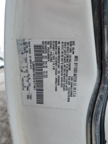 1LNHM81W2XY671461 - 1999 LINCOLN TOWN CAR EXECUTIVE WHITE photo 12