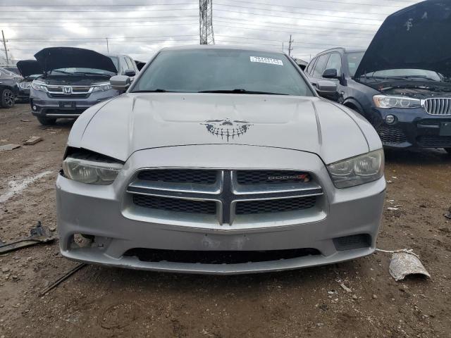 2C3CDXBG8DH719944 - 2013 DODGE CHARGER SE GRAY photo 5