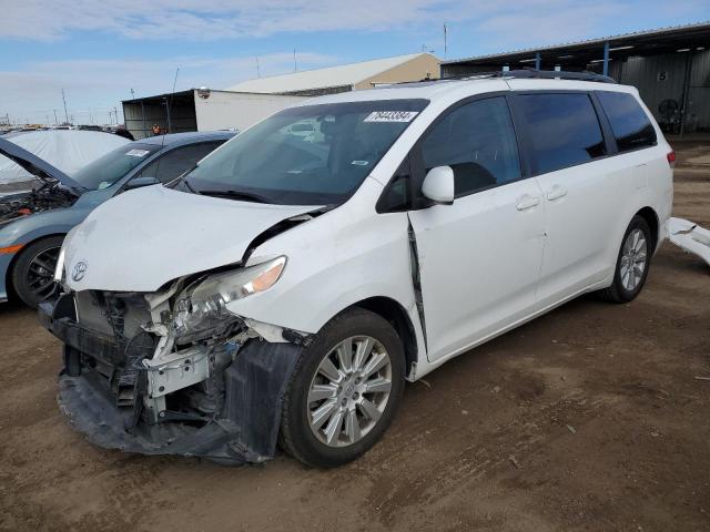 2014 TOYOTA SIENNA XLE, 