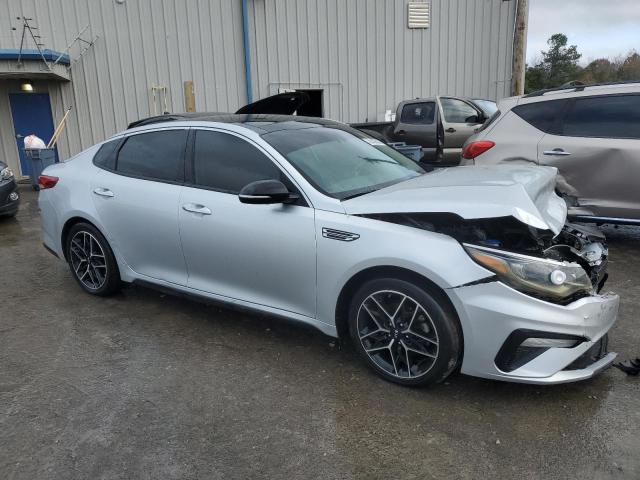 5XXGT4L36LG434459 - 2020 KIA OPTIMA LX SILVER photo 4