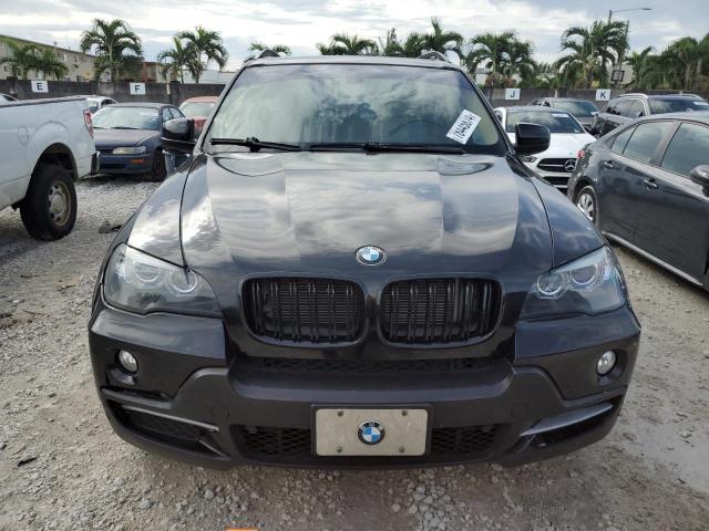 5UXFE8C52AL311137 - 2010 BMW X5 XDRIVE48I BLACK photo 5