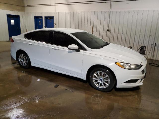 3FA6P0G75HR106714 - 2017 FORD FUSION S WHITE photo 4