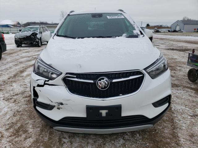 KL4CJASB0KB777004 - 2019 BUICK ENCORE PREFERRED WHITE photo 5