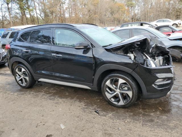 KM8J33A25JU745801 - 2018 HYUNDAI TUCSON VALUE BLACK photo 4