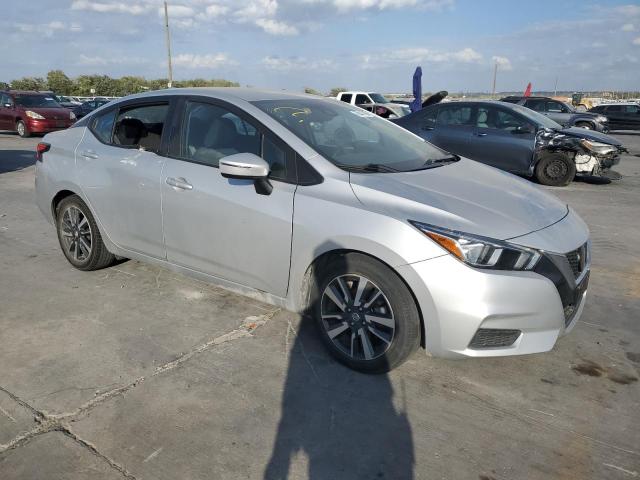 3N1CN8EV9ML853574 - 2021 NISSAN VERSA SV SILVER photo 4