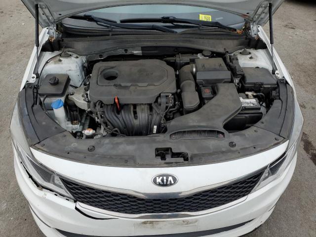 5XXGT4L37HG168537 - 2017 KIA OPTIMA LX WHITE photo 11