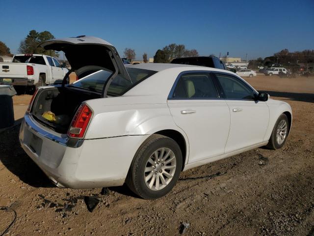 2C3CCAAGXDH529905 - 2013 CHRYSLER 300 WHITE photo 3