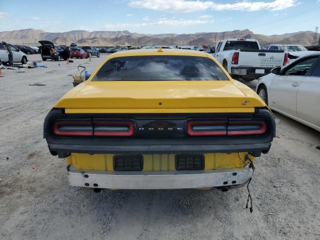 2C3CDZGG1JH235047 - 2018 DODGE CHALLENGER GT YELLOW photo 6