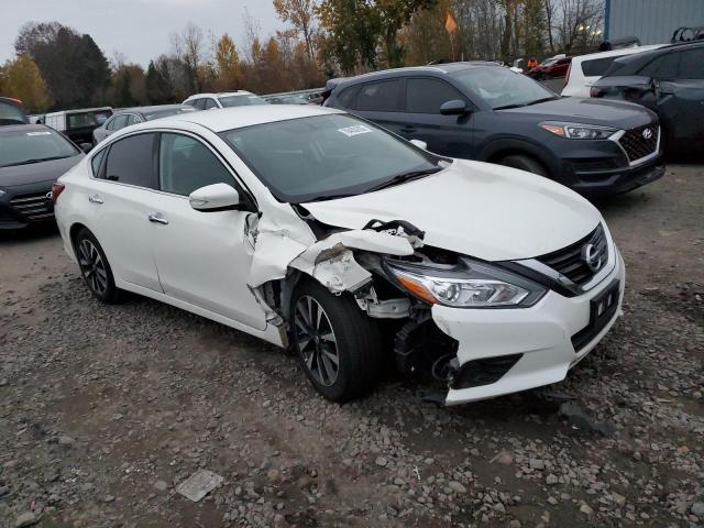 1N4AL3AP2JC174733 - 2018 NISSAN ALTIMA 2.5 WHITE photo 4