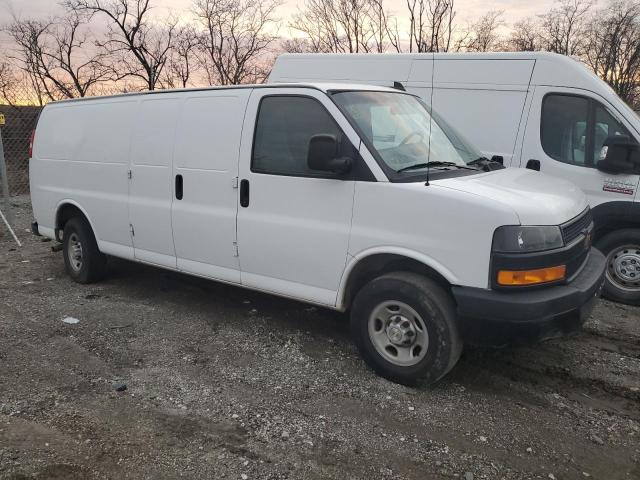 1GCWGBFP2N1154538 - 2022 CHEVROLET EXPRESS G2 WHITE photo 4